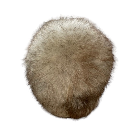 Conrad\'s Women Fox Fur Hat main image 6